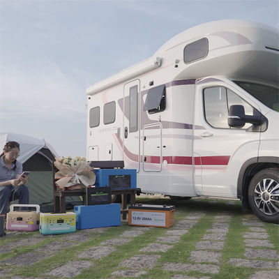 Batterie profonde rechargeable de cycle de missile air-sol de la batterie BMS Solar 12.8V 12v 200ah de la remorque rv LiFePO4